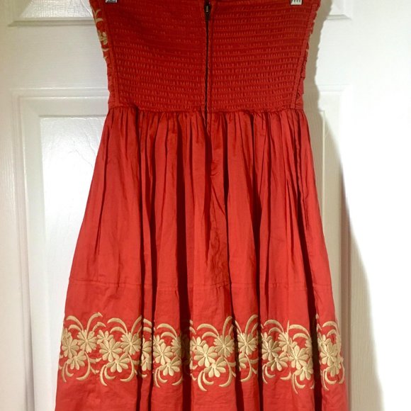 Beautiful Embroidered Red Strapless Dress! - Picture 4 of 7